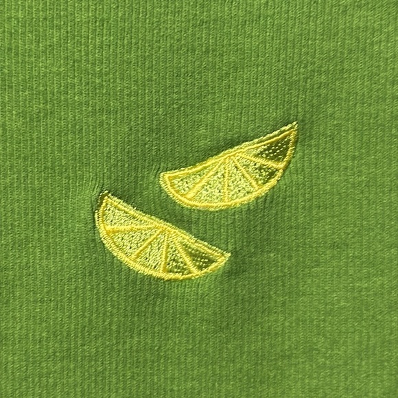 Women’s size medium | Mid length | slim fit | embroidered lime | tank - Picture 2 of 4
